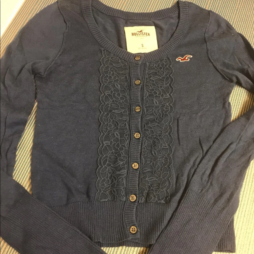 Hollister women blue sweater small